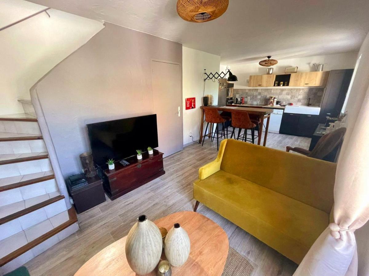 Lumineux Duplex Au Coeur De L'Isle Apartment Luaran gambar
