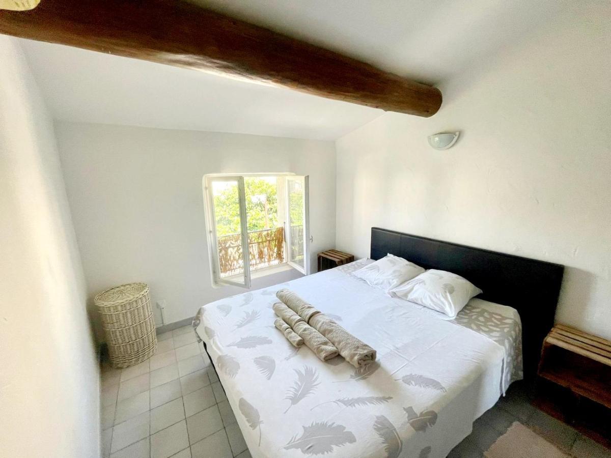 Lumineux Duplex Au Coeur De L'Isle Apartment Luaran gambar